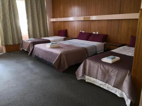Jasper Motor Inn 8